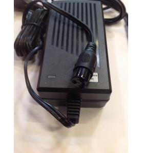 Chargeur trottinette électrique 36V