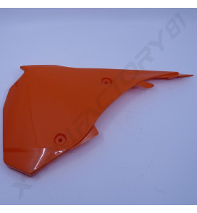 CARENAGE LATERAL GAUCHE BSE 150