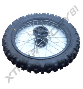 ROUE ARRIERE 16' 90/100-16 MOYEU NOIR ENTRAXE 9MM/10MM