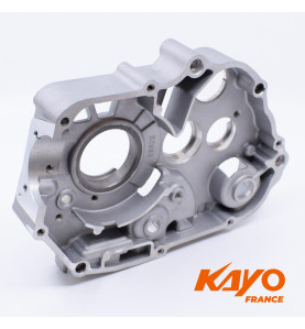 03// Right Crankcase component