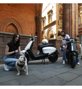 Scooter Électrique Velocifero Tennis – 50cc Rétro & 1500W de Style Ita