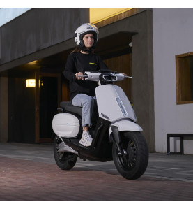 Scooter Électrique Velocifero Tennis – 50cc Rétro & 1500W de Style Ita