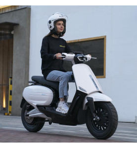 Scooter électrique 4000W Velocifero Tennis 125