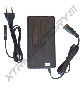 25//  CHARGEUR 60V 3A BUGGY PANTHER 2000W