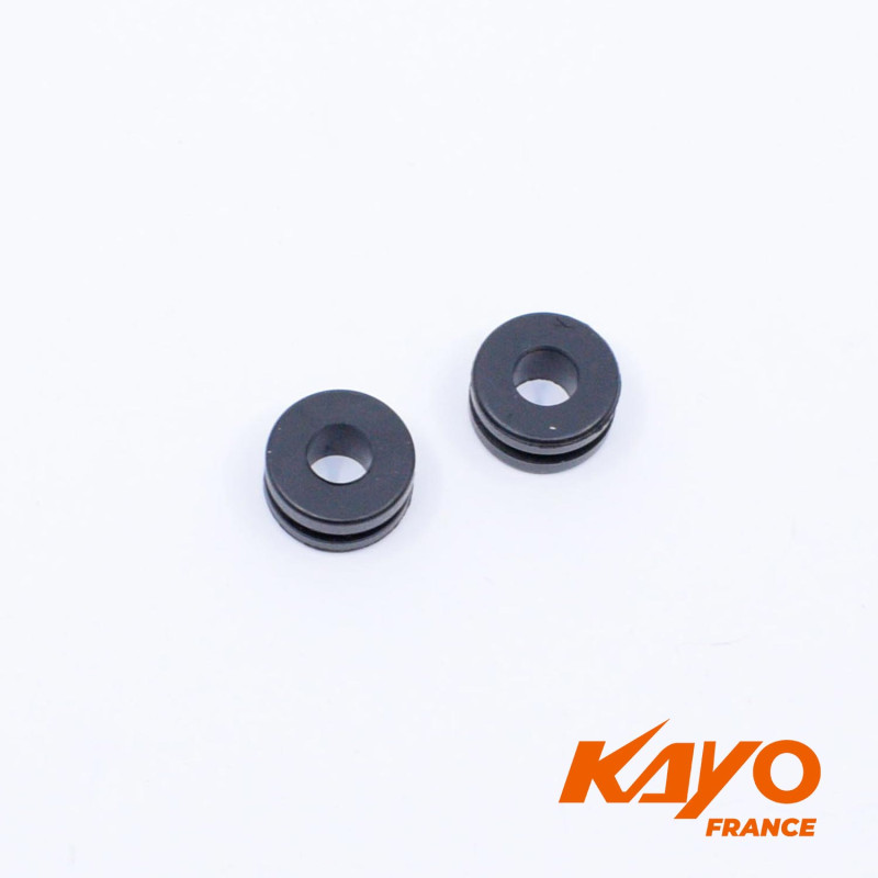 06// Oil cooler bushing - vue 2